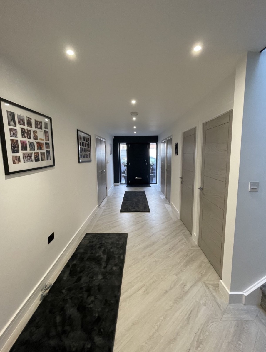 Company: Image 32