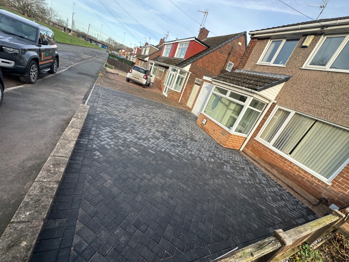 Driveway Specialist: Image 14