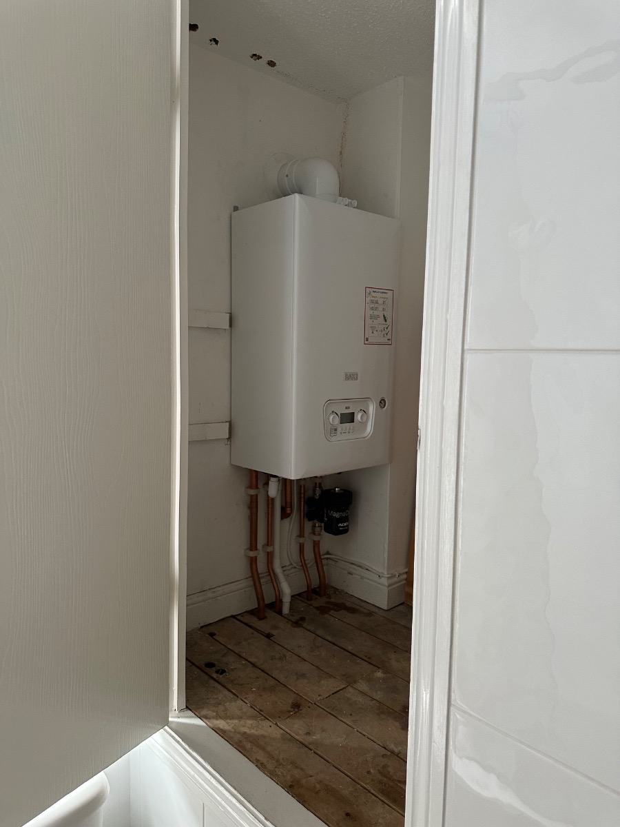 Heating Engineer: Image 2
