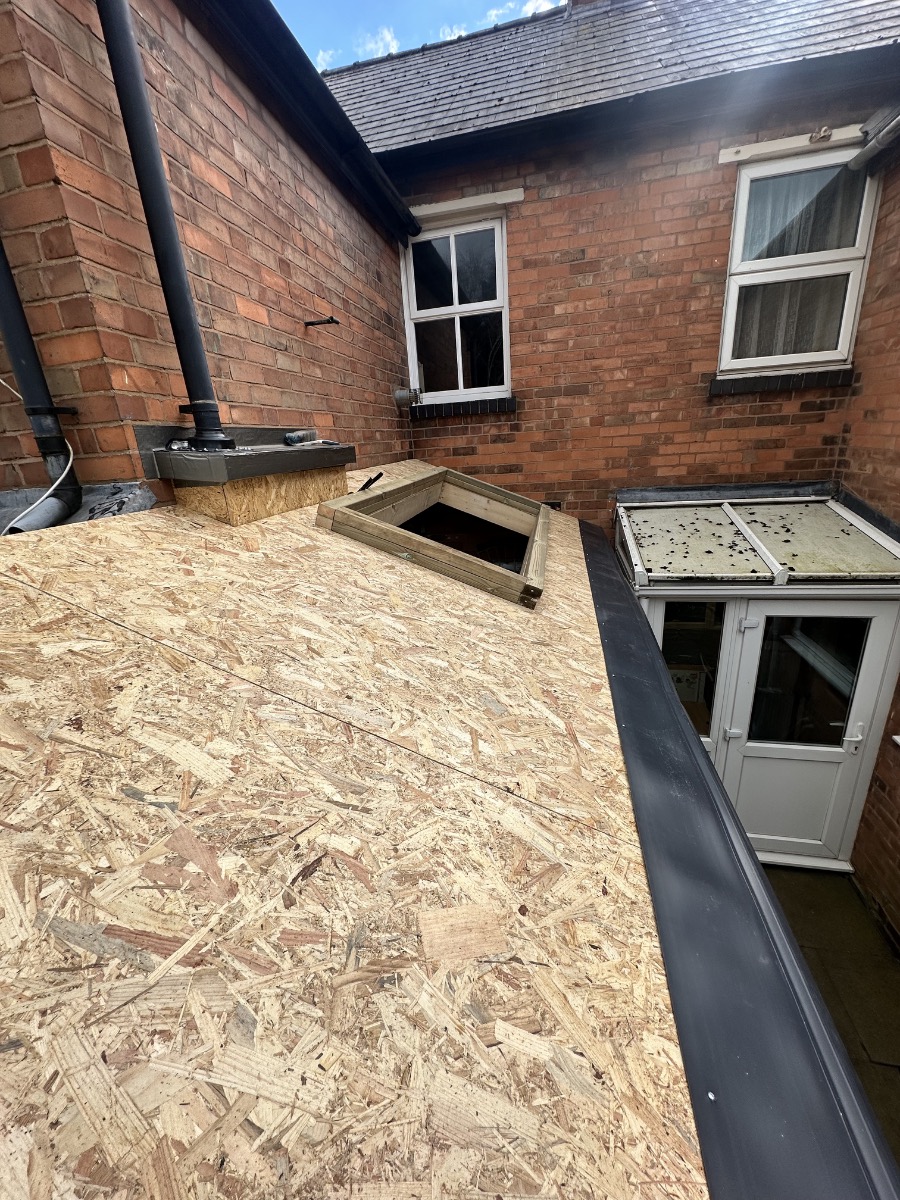 Builder: Image 4