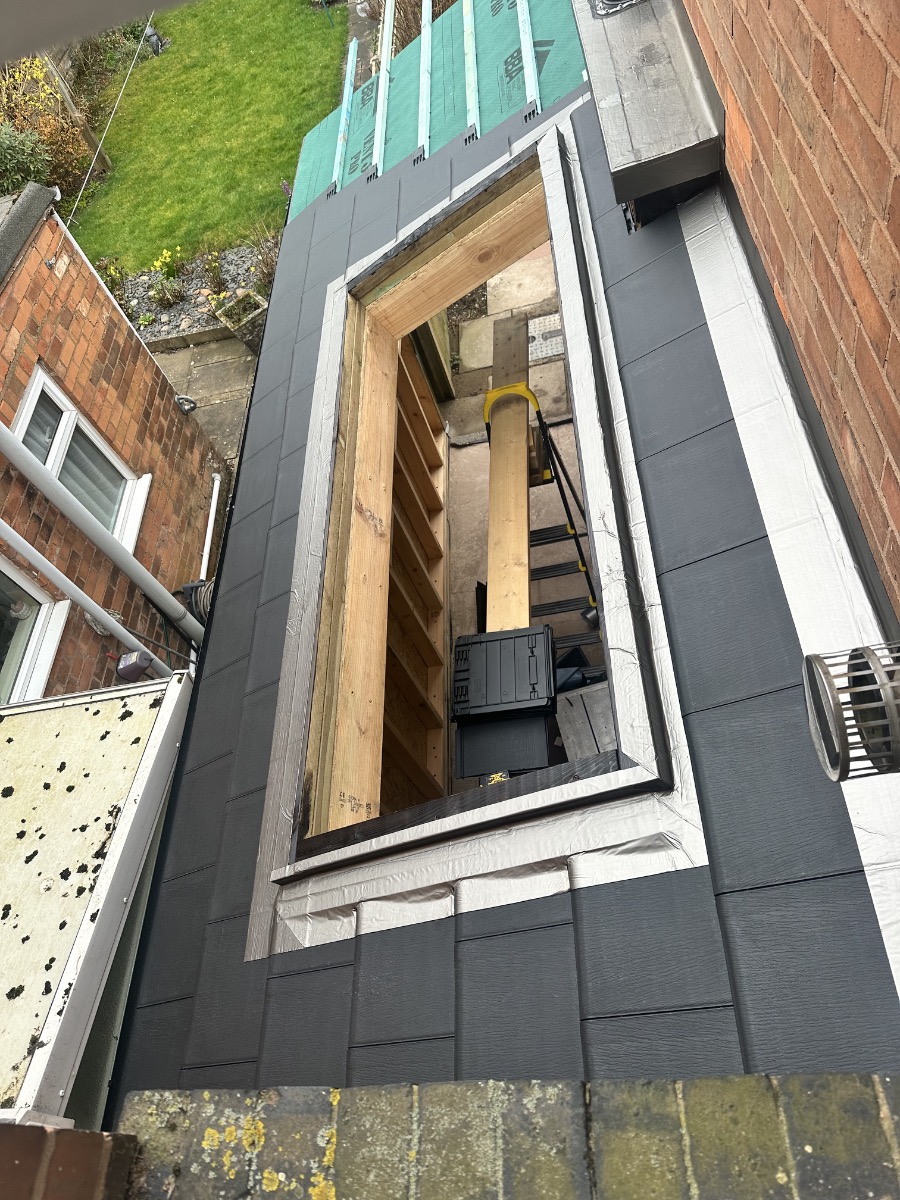 Builder: Image 9