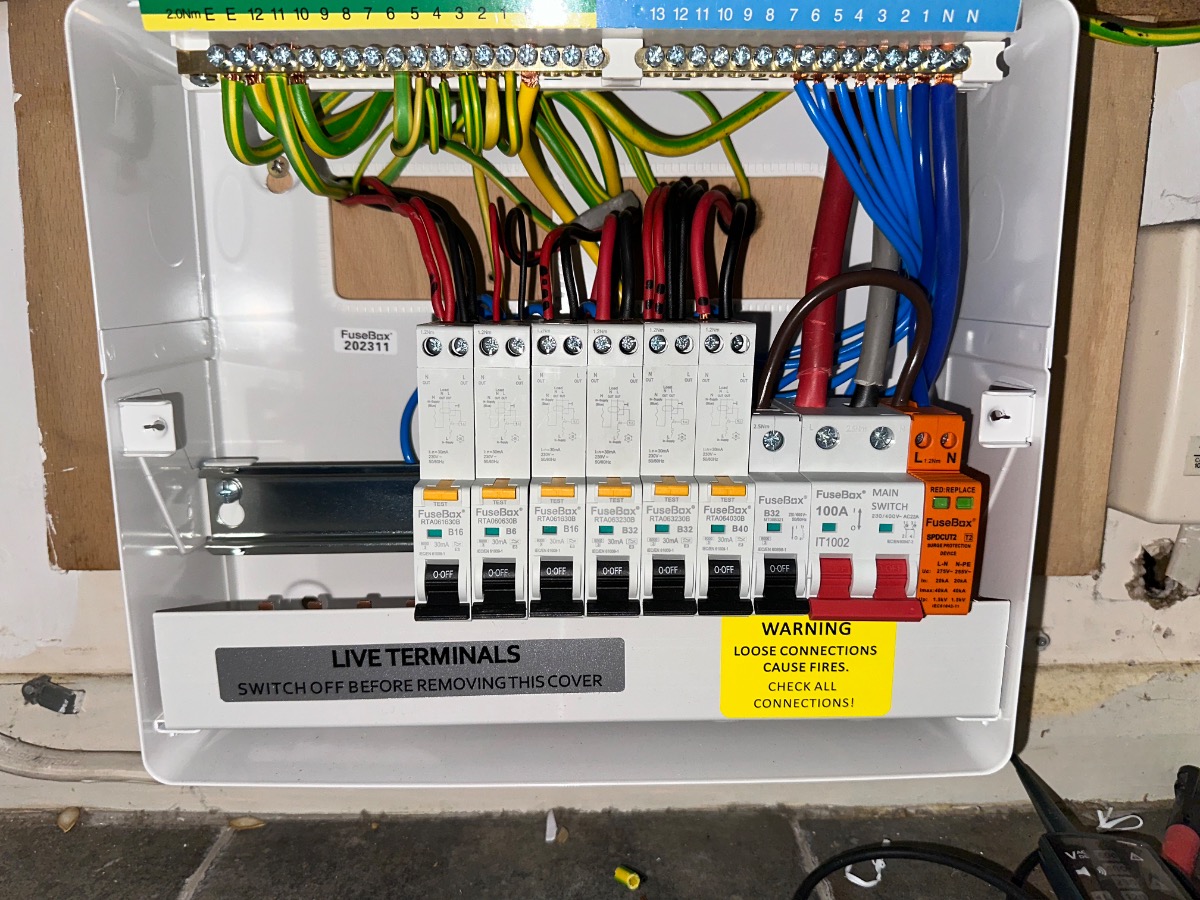 Electrician: Image 17
