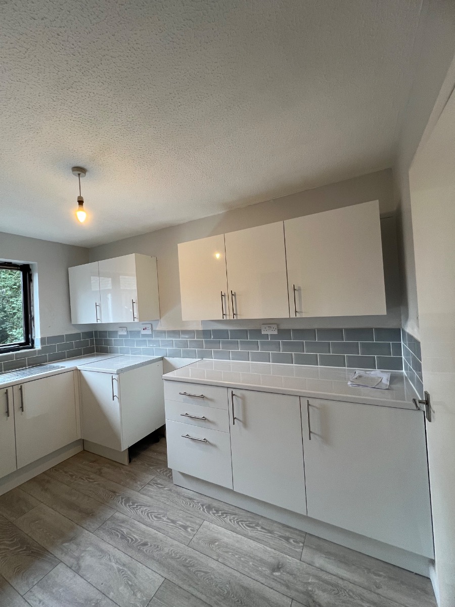 Kitchen Fitter: Image 12