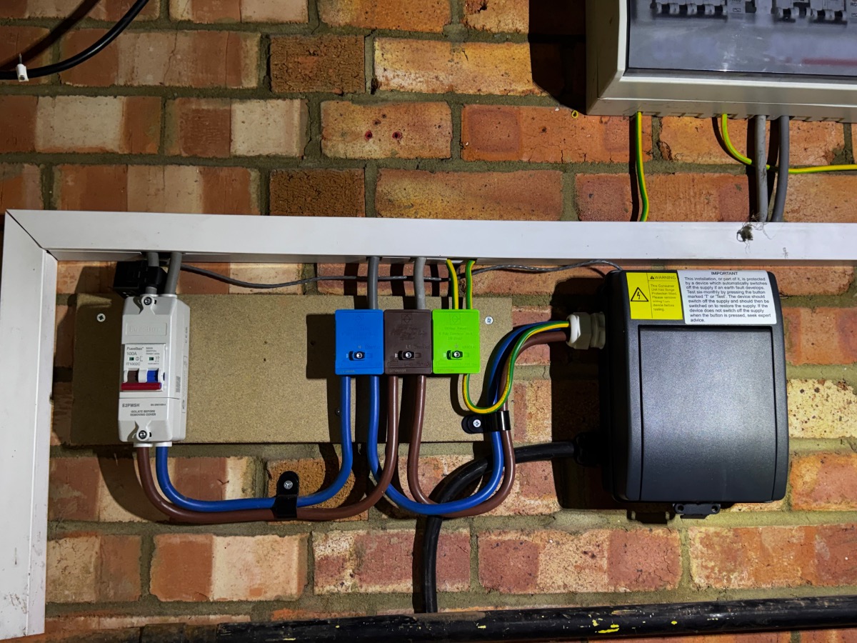 Electrician: Image 11