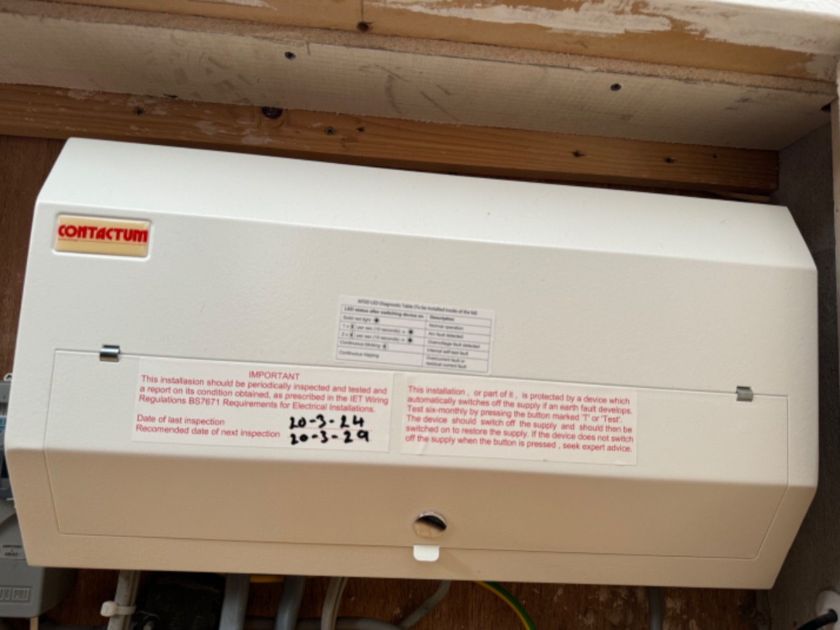 Electrician: Image 1