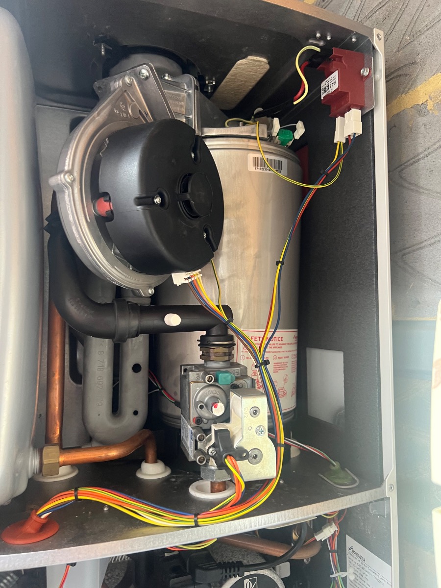 Heating Engineer: Image 33