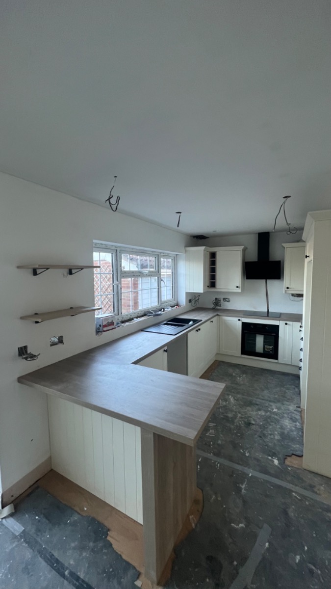 Kitchen Fitter: Image 2
