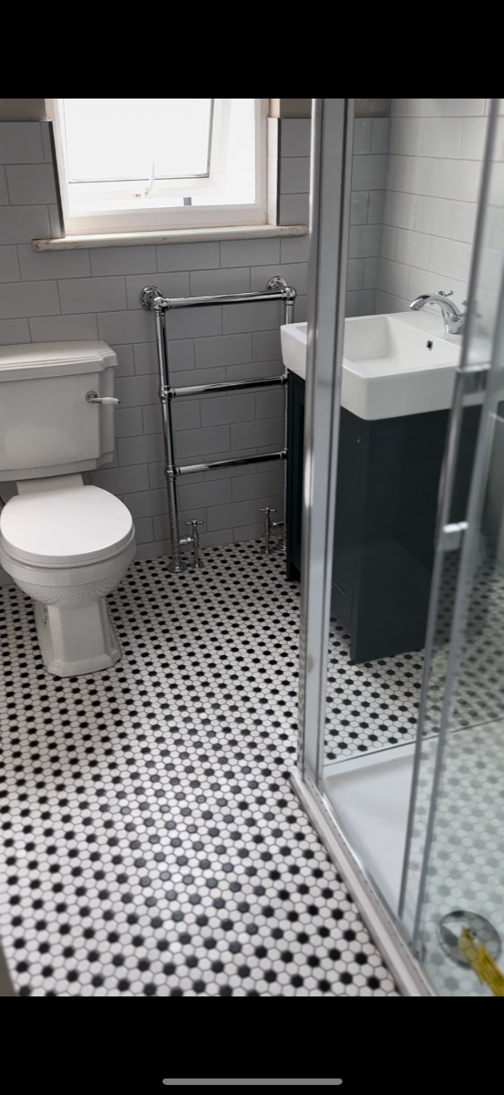 Bathroom Fitter: Image 12