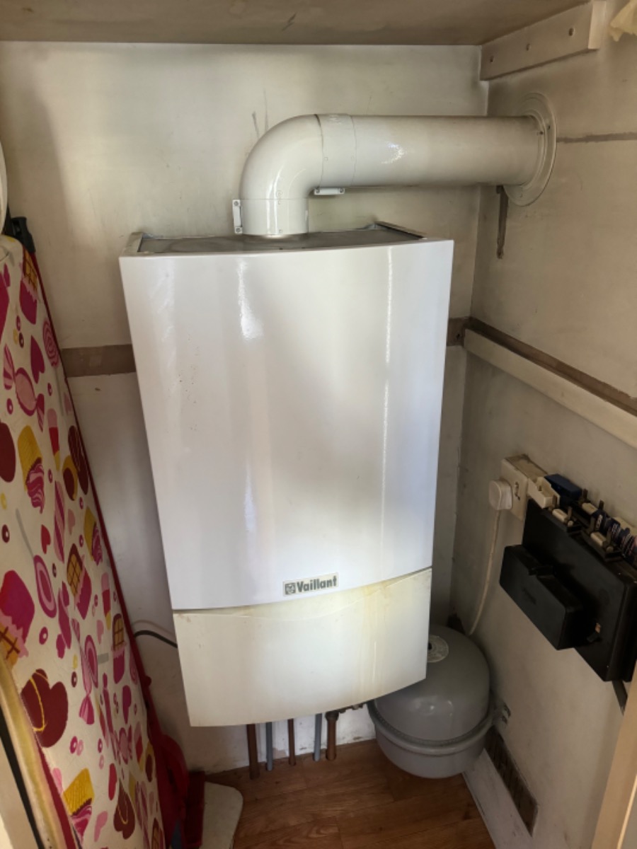 Heating Engineer: Image 1
