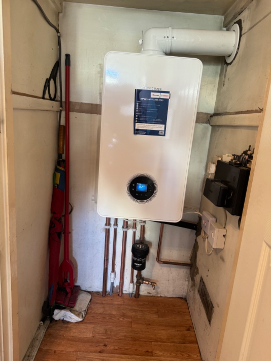 Heating Engineer: Image 2
