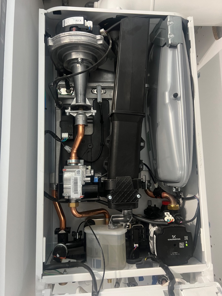 Heating Engineer: Image 25