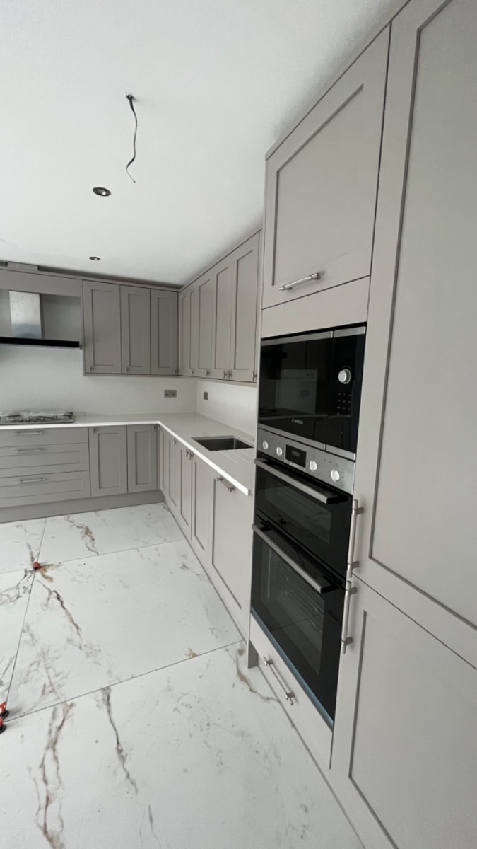 Kitchen Fitter: Image 52