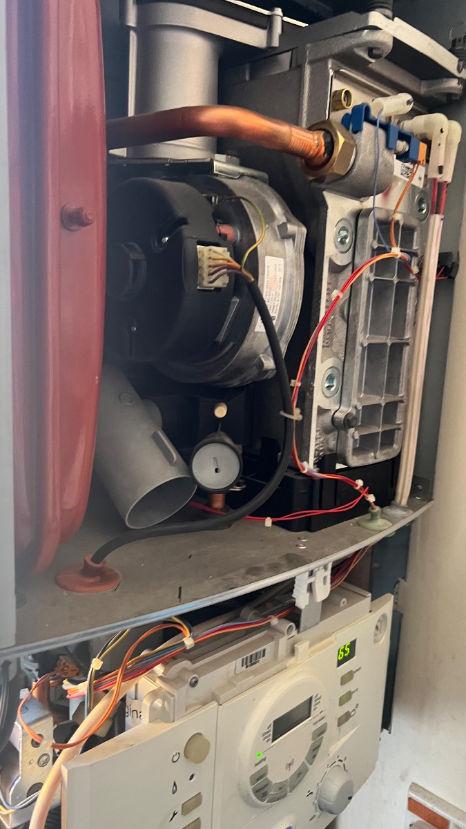 Heating Engineer: Image 6