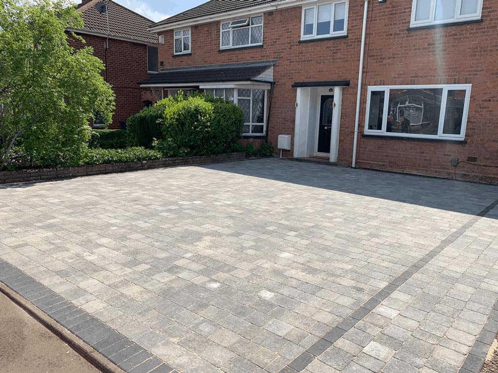 Driveway Specialist: Image 1