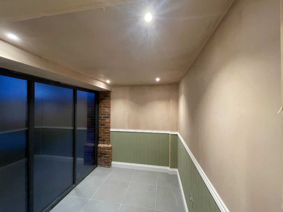 Painter and Decorator: Image 7