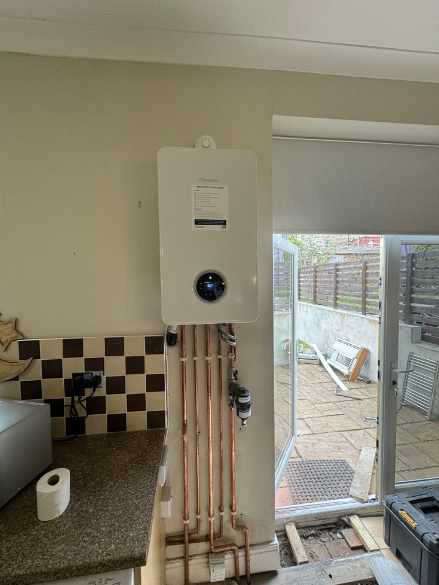 Heating Engineer: Image 4