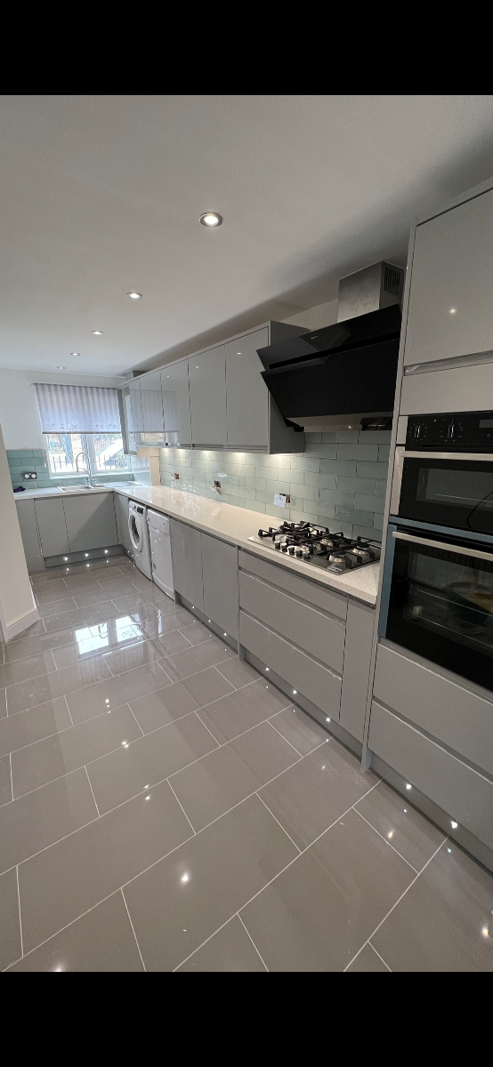 Kitchen Fitter: Image 20