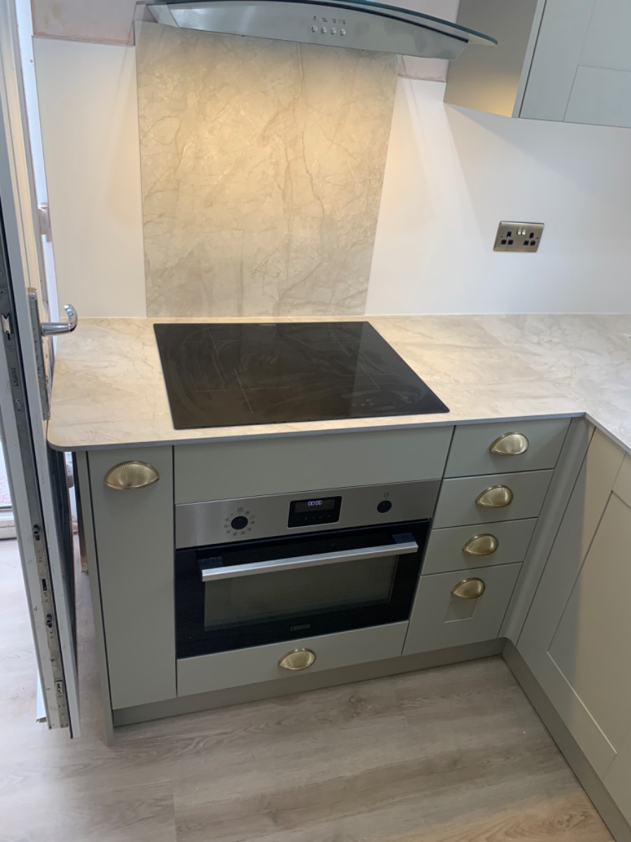 Kitchen Fitter: Image 16