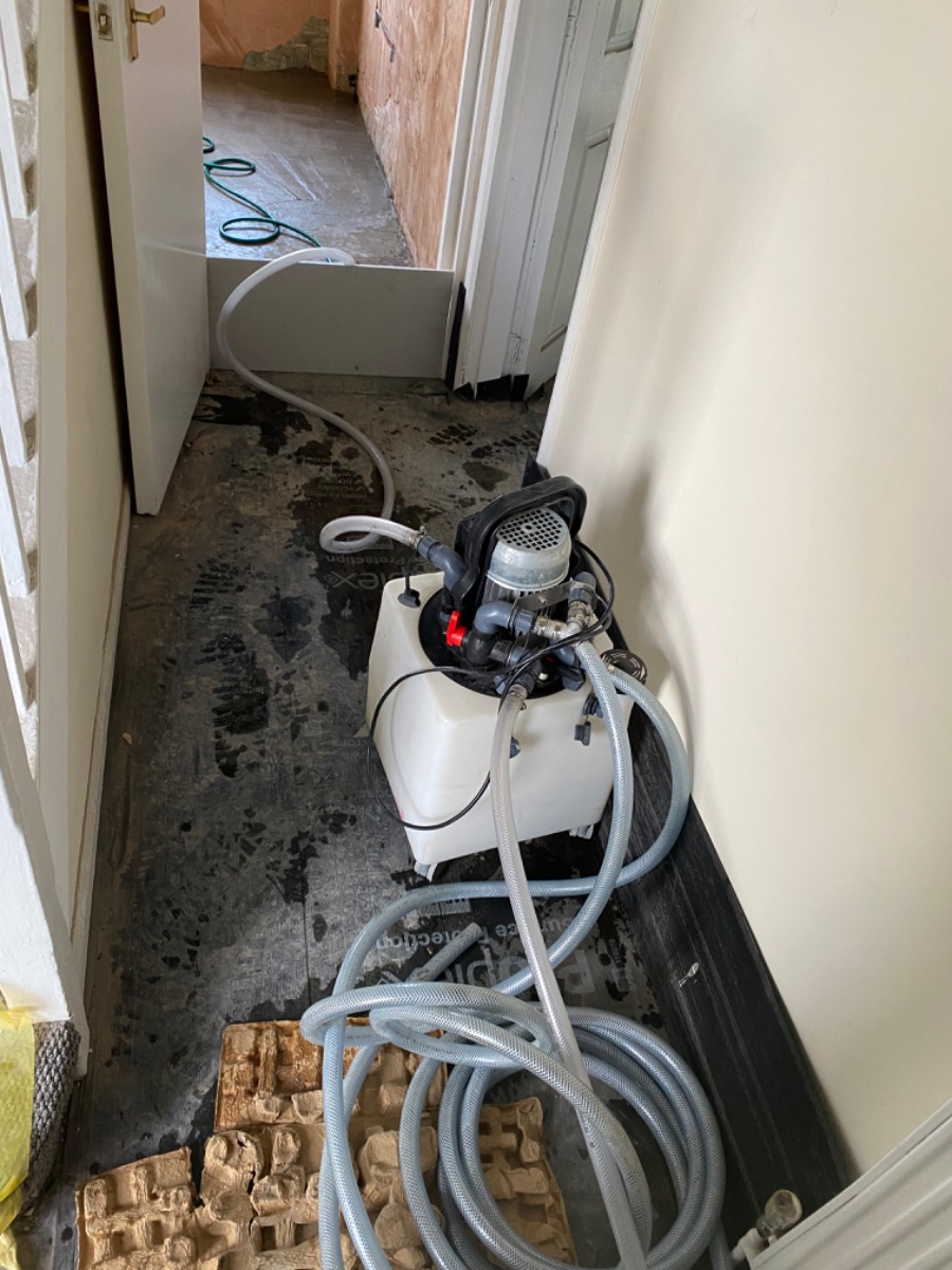 Heating Engineer: Image 6