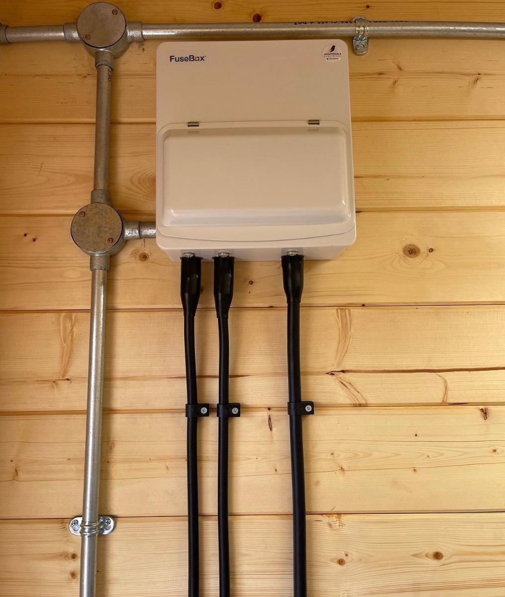 Electrician: Image 33