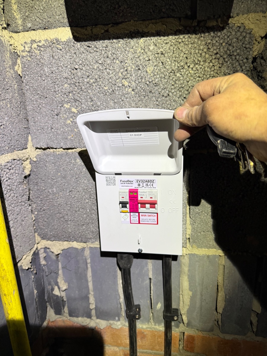 Electrician: Image 12