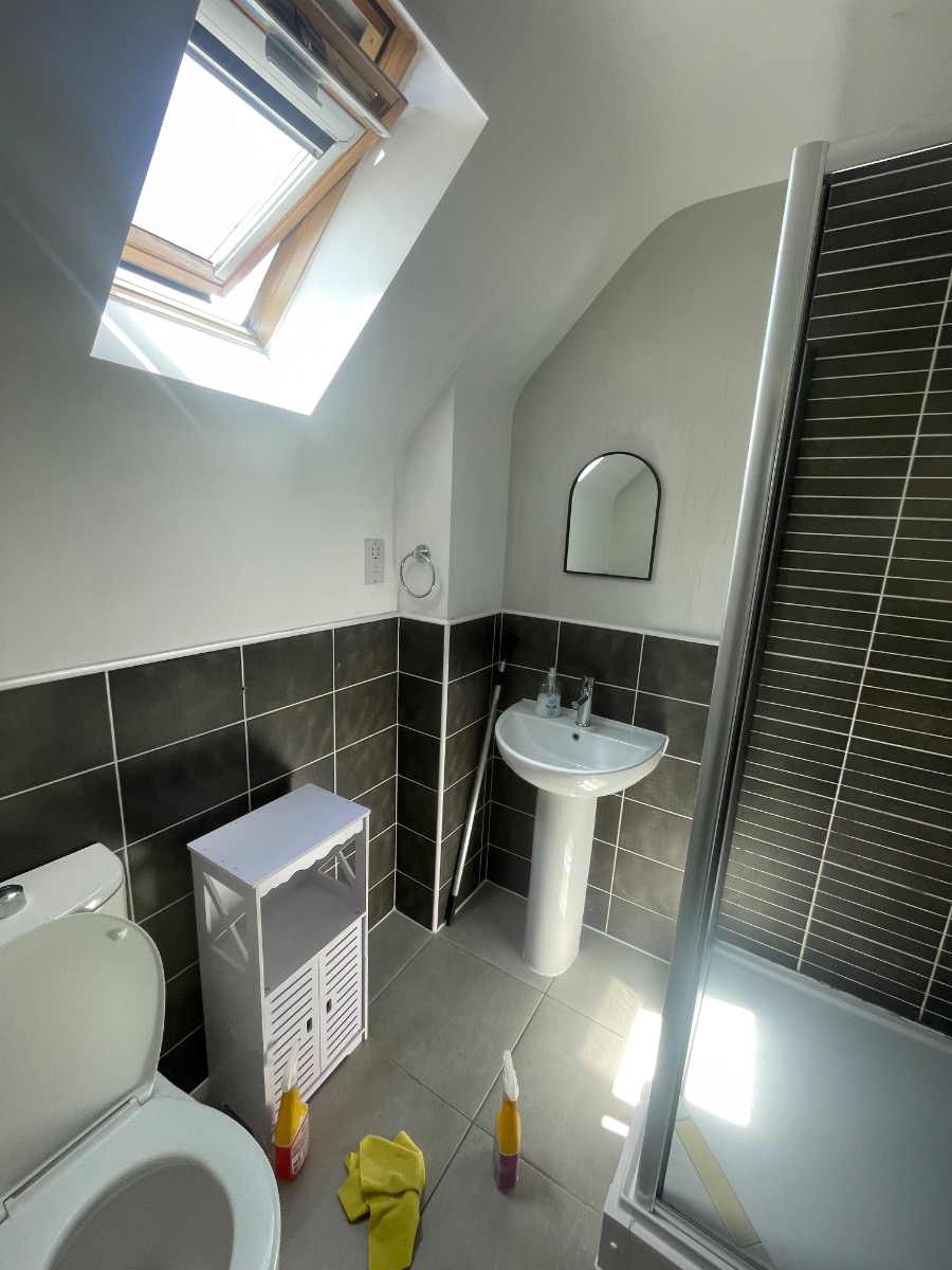Bathroom Fitter: Image 15