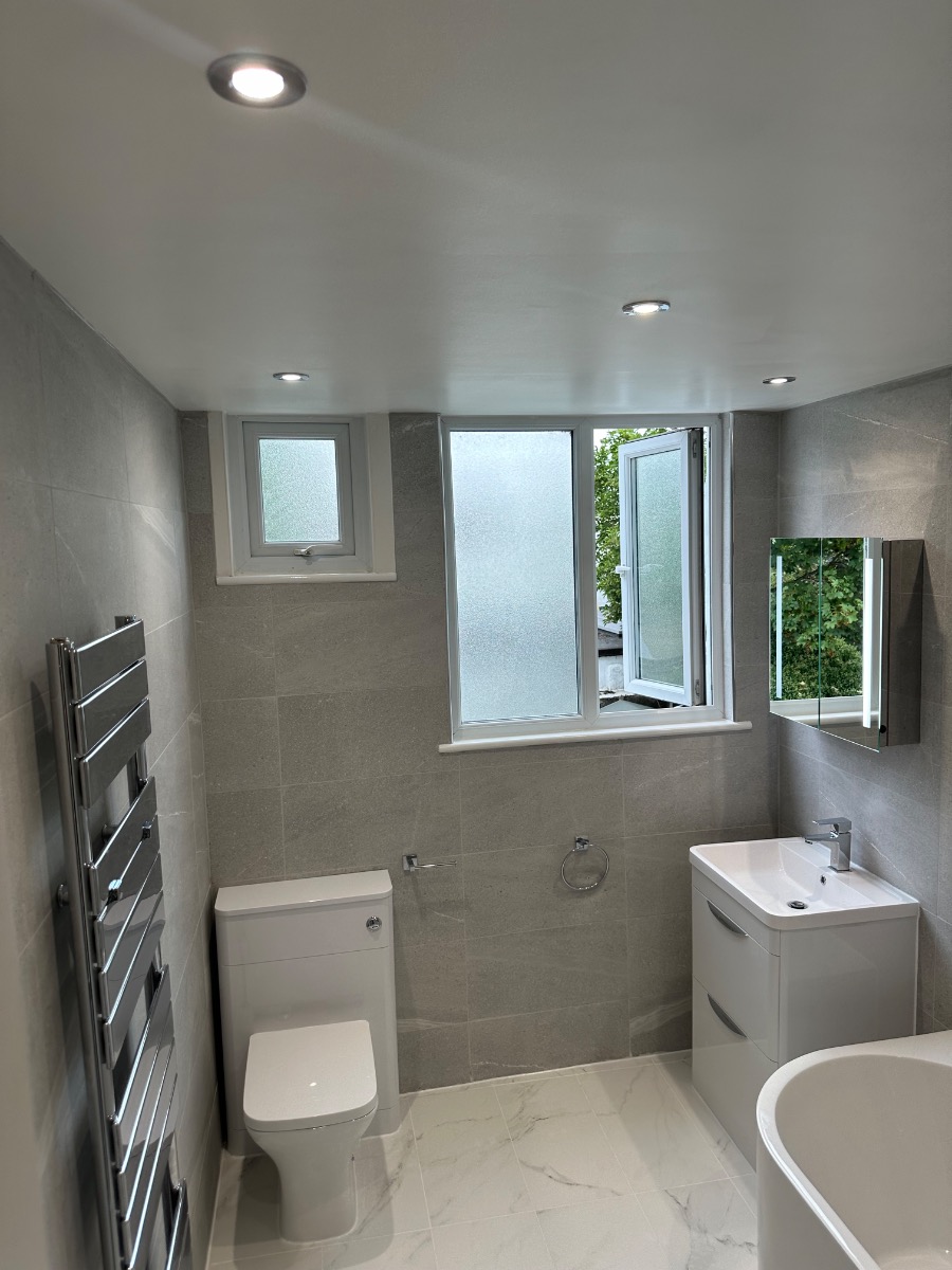 Bathroom Fitter: Image 3