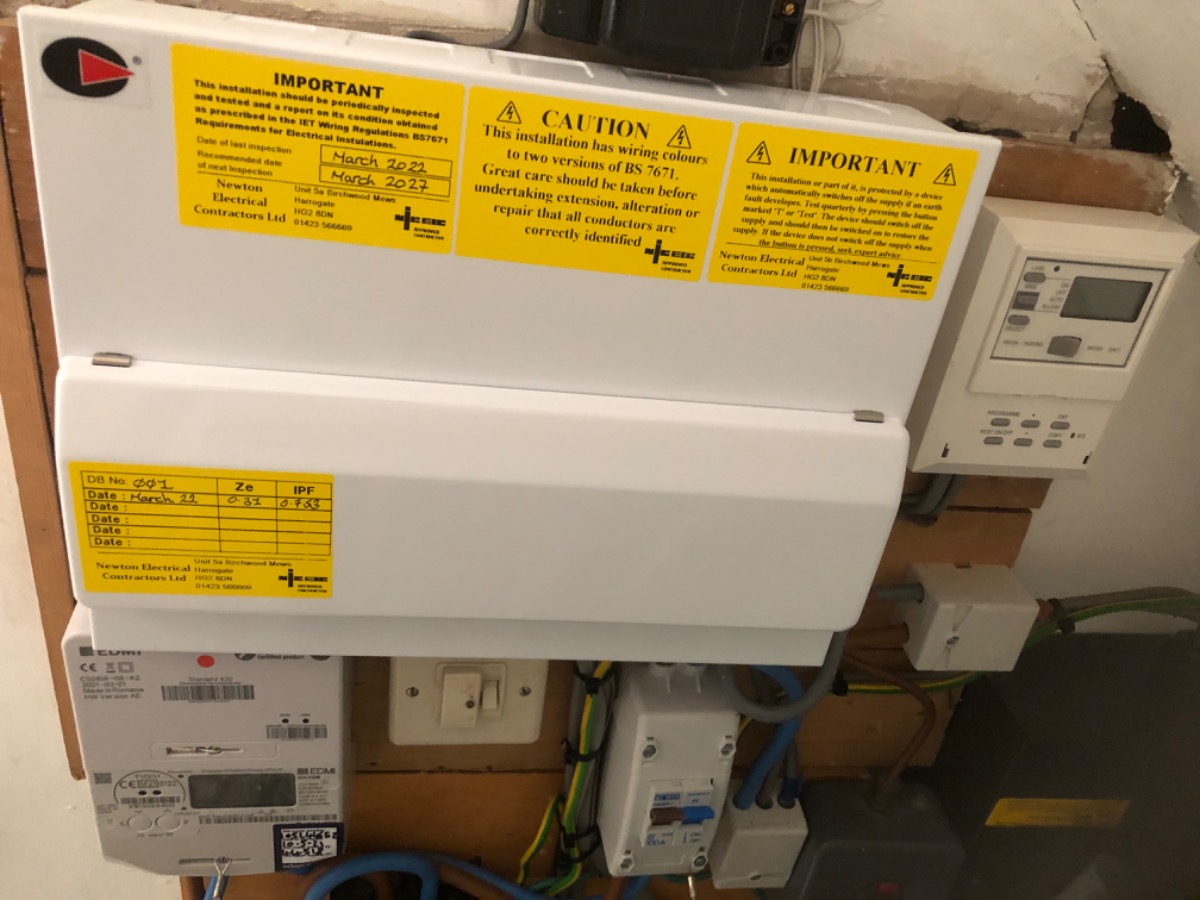 Electrician: Image 23