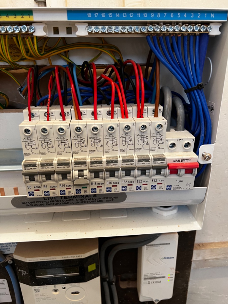 Electrician: Image 22