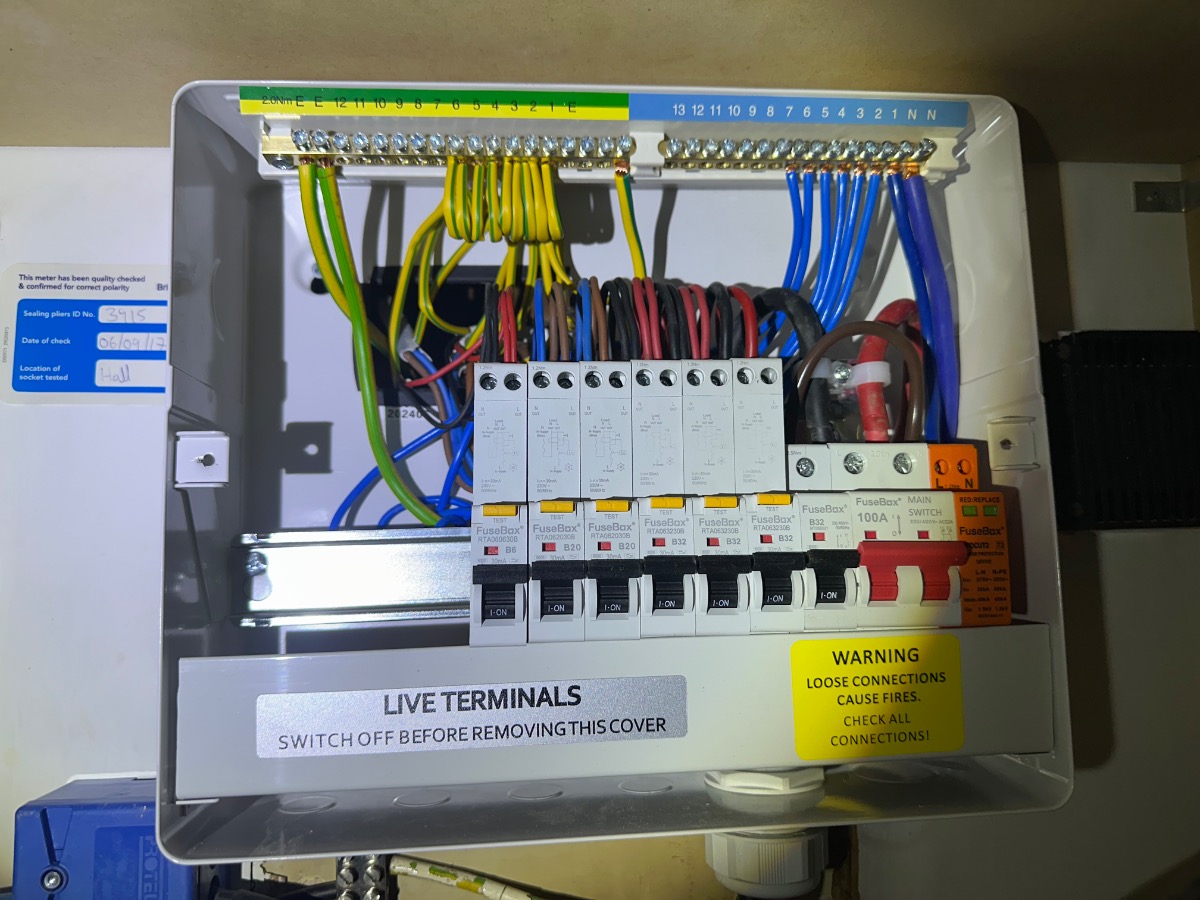 Electrician: Image 10