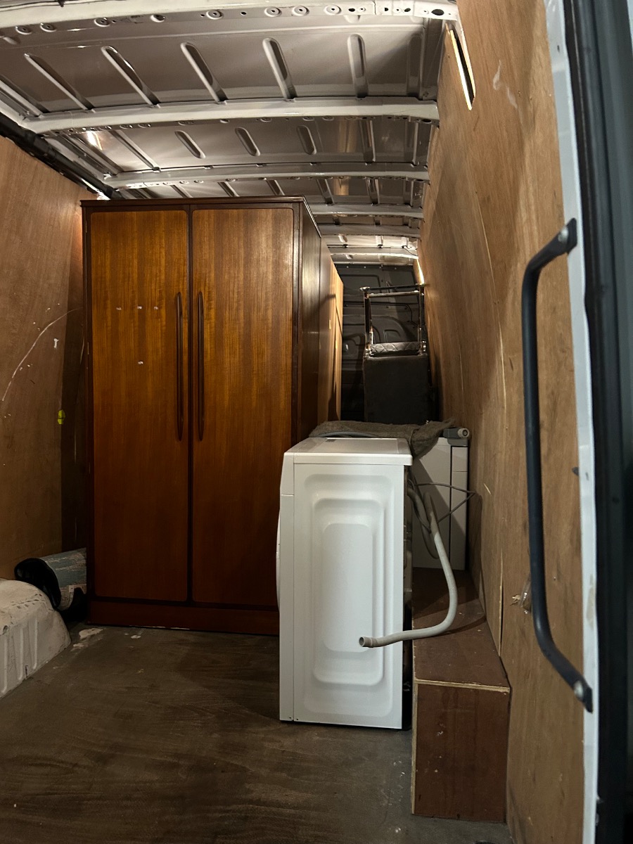 Removals and Storage: Image 33