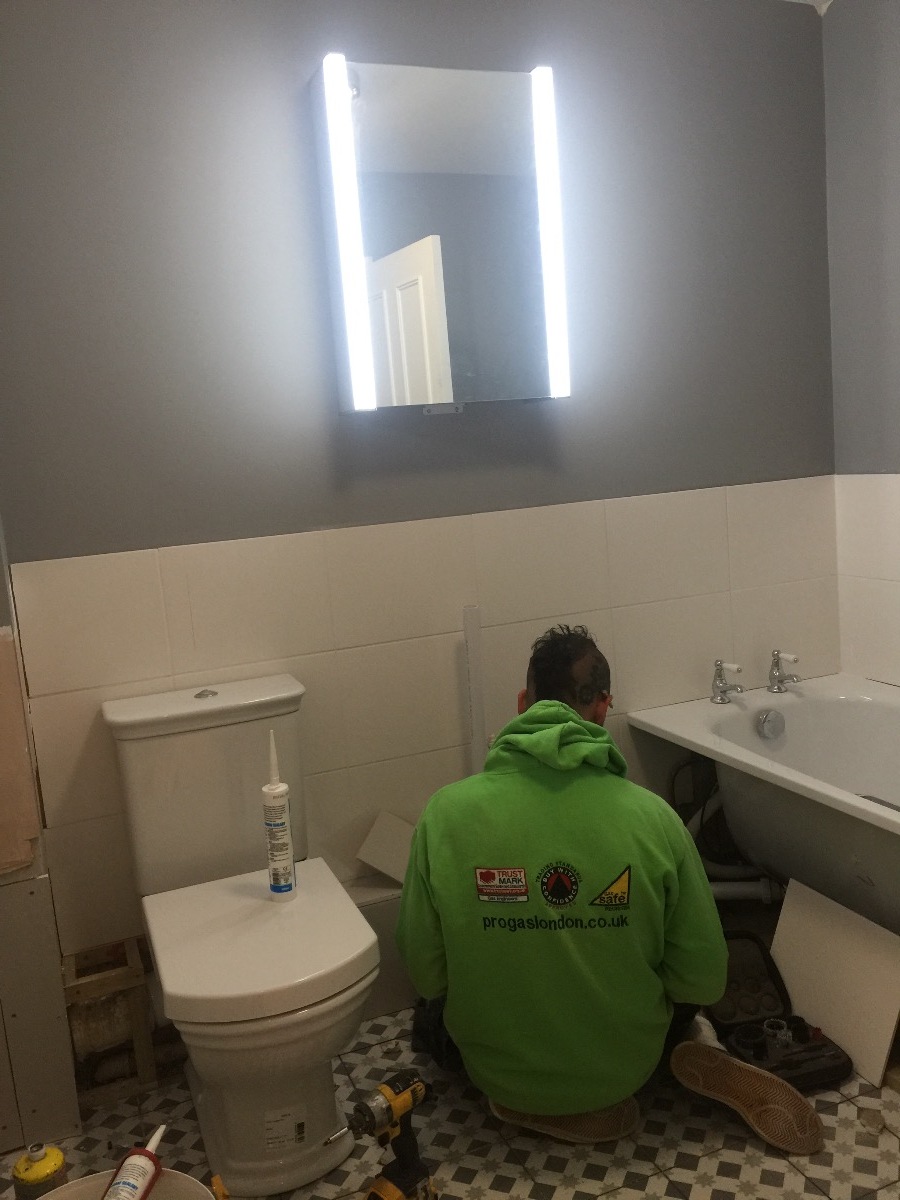 Heating Engineer: Image 5