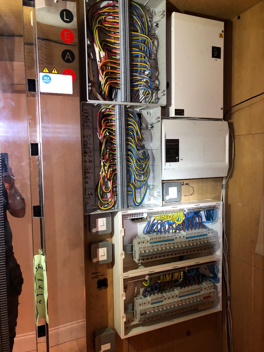 Electrician: Image 3