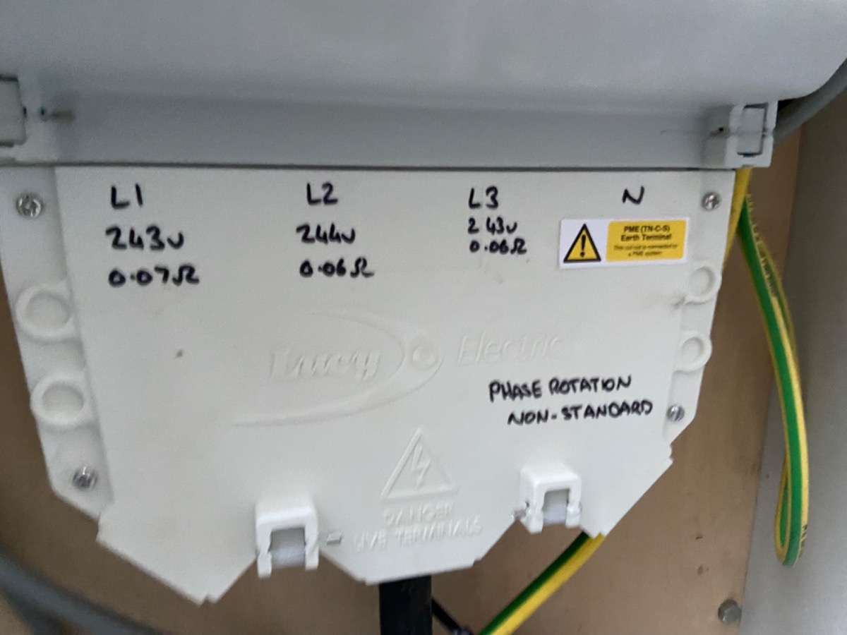 Electrician: Image 13