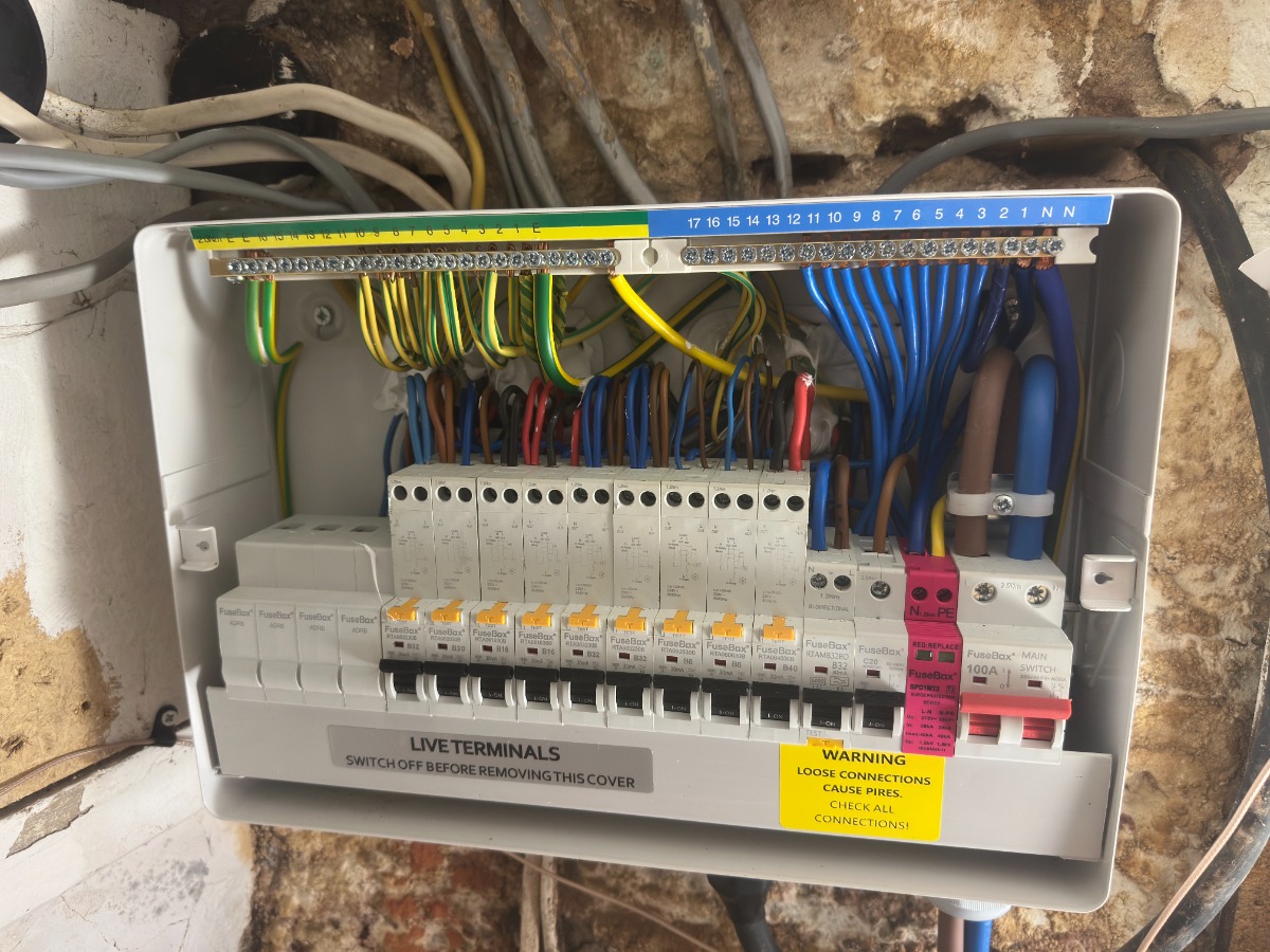 Electrician: Image 4