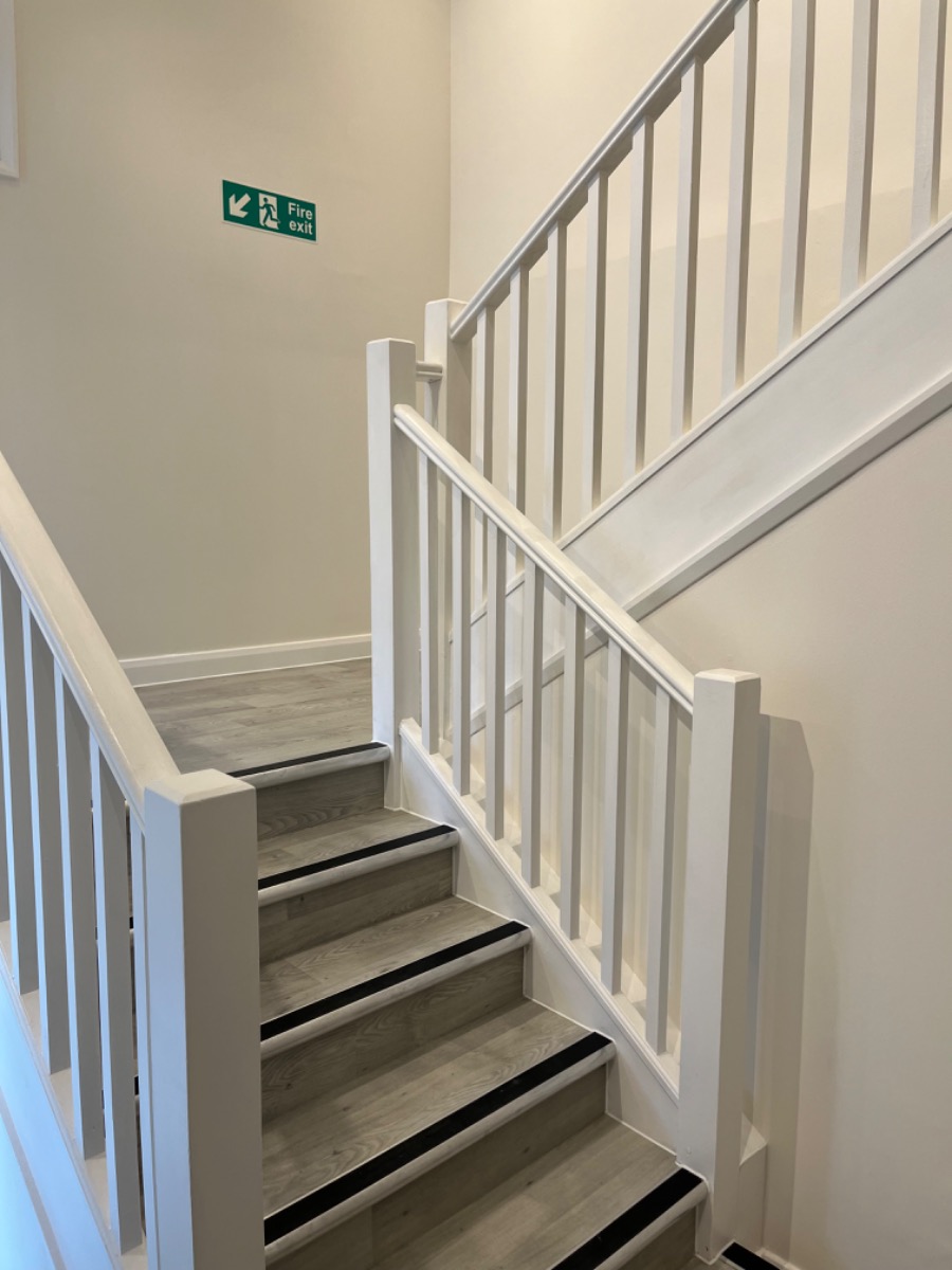 Company: Image 11