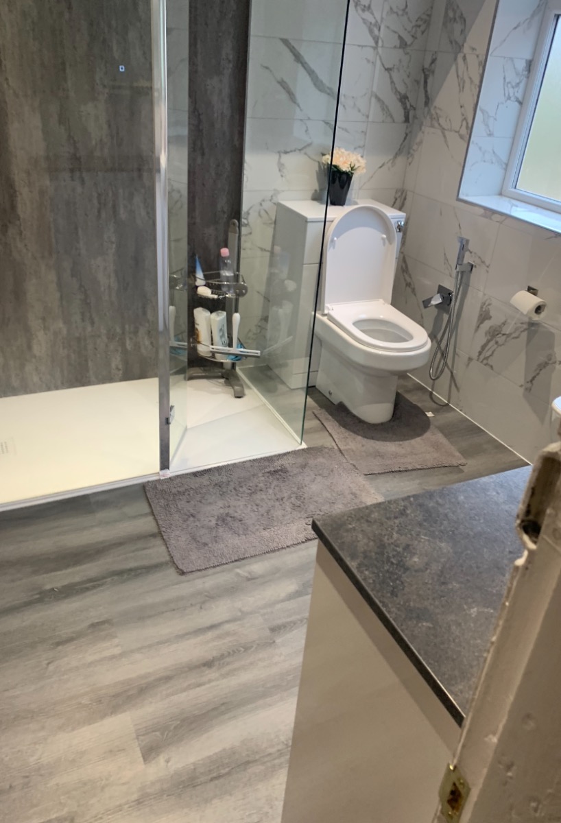 Bathroom Fitter: Image 1