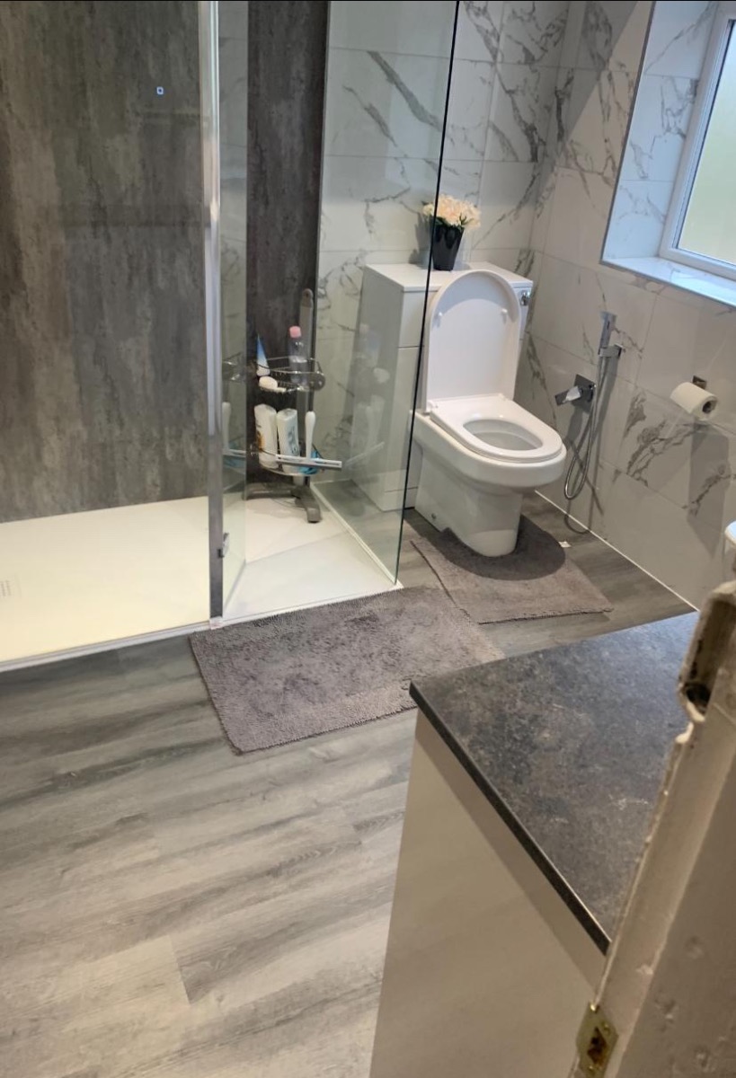 Bathroom Fitter: Image 6