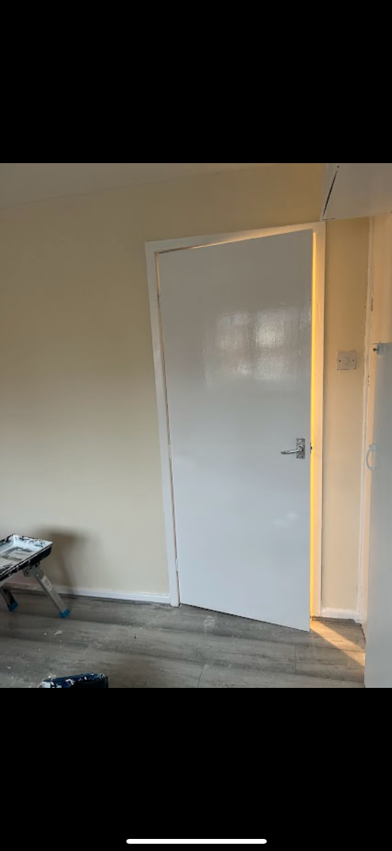 Painter and Decorator: Image 13
