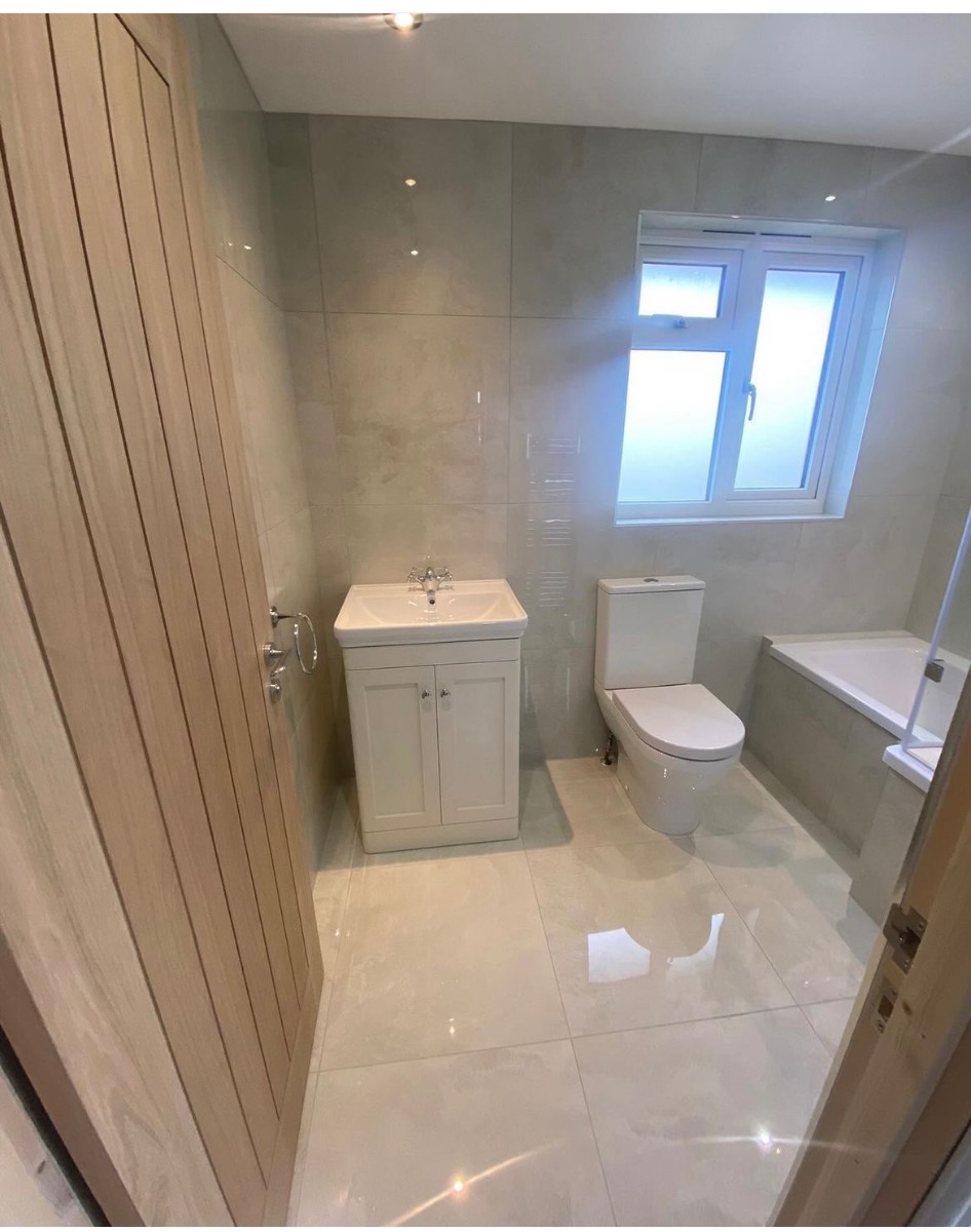 Bathroom Fitter: Image 9