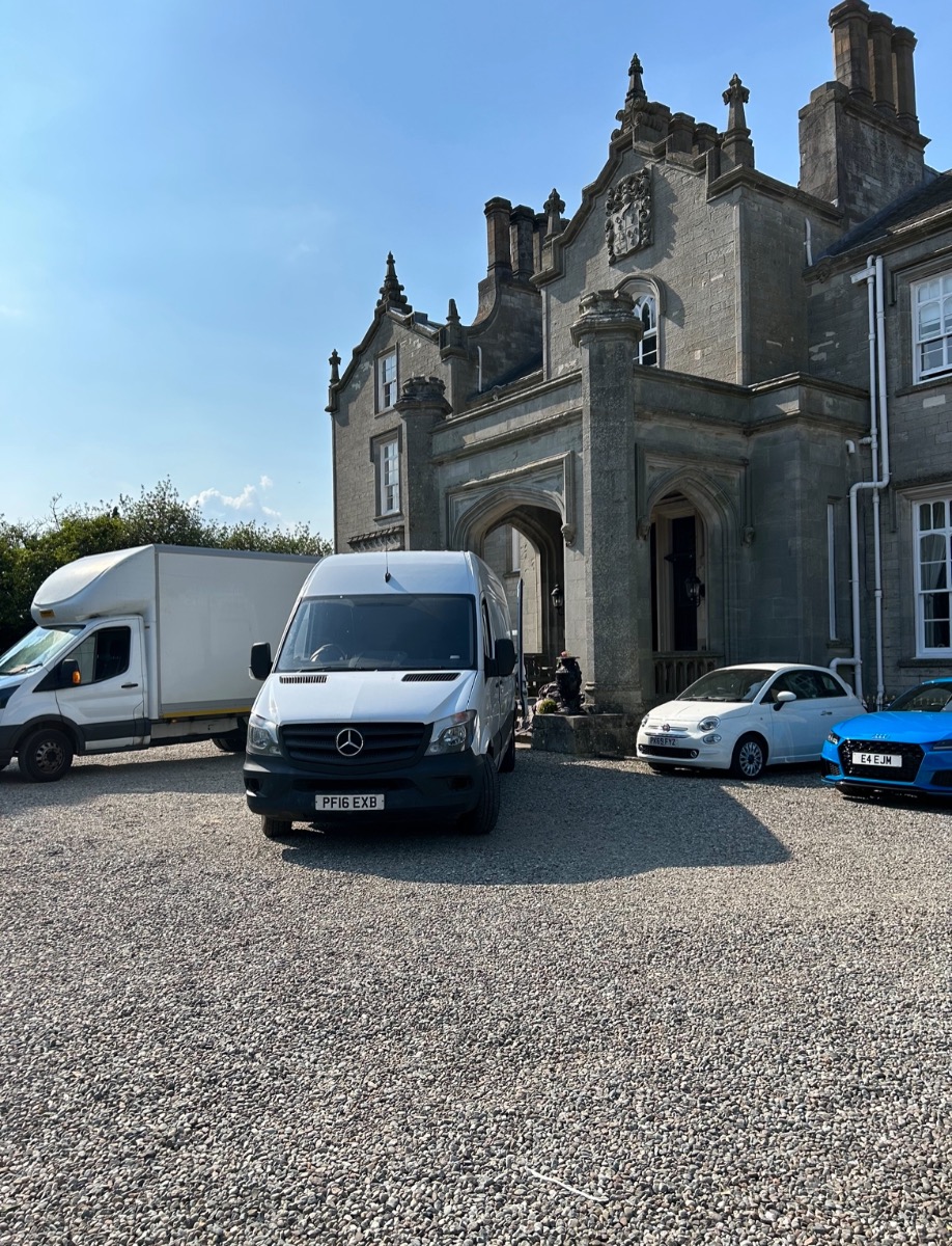 Removals and Storage: Image 12