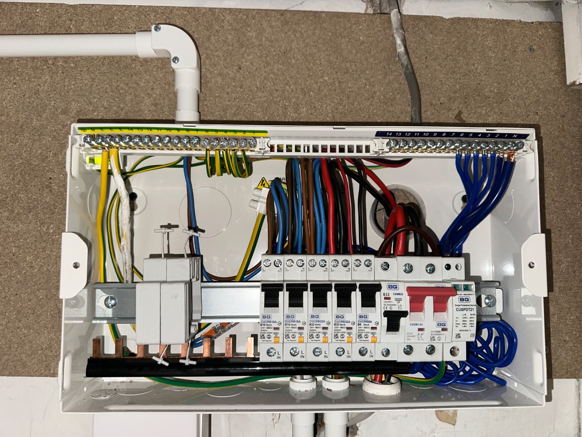 Electrician: Image 3