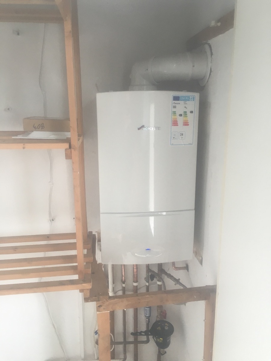Heating Engineer: Image 3