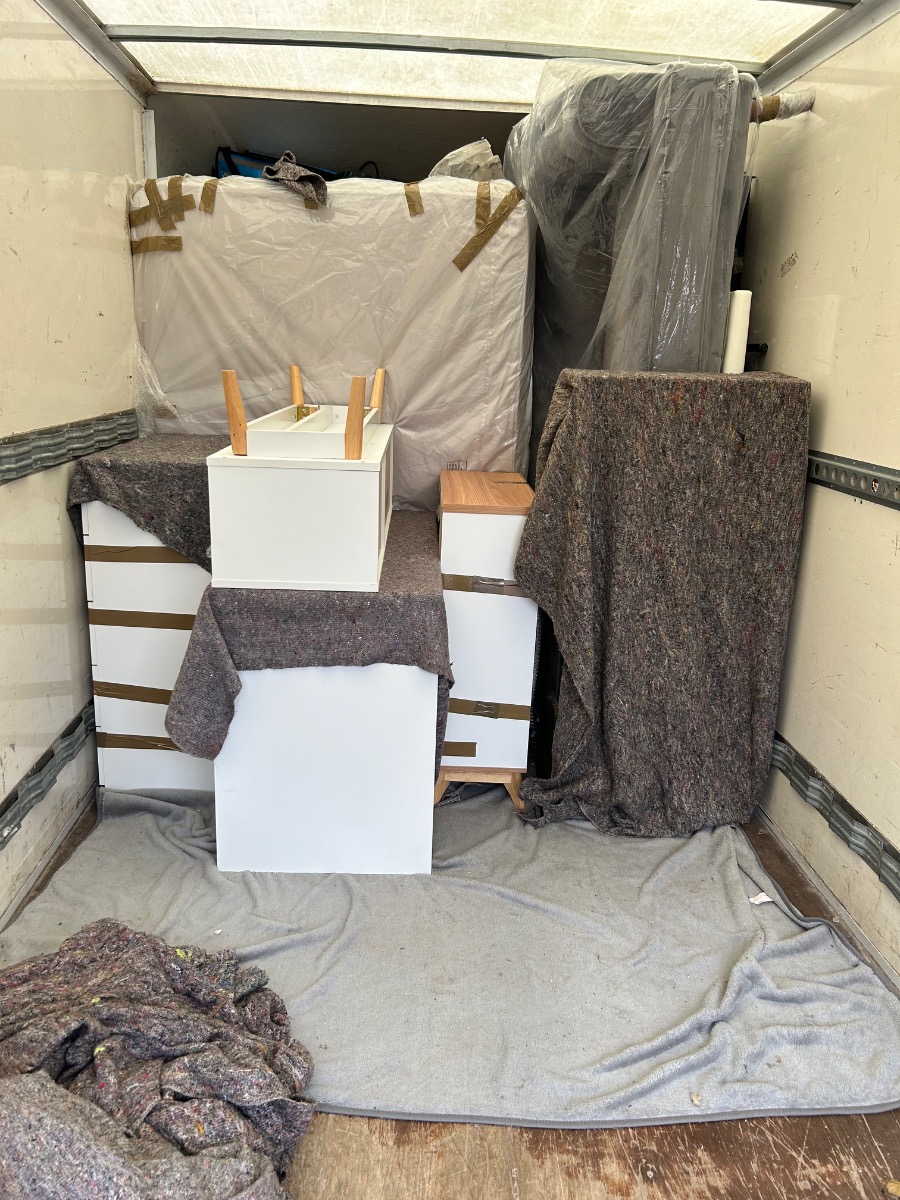 Removals and Storage: Image 8