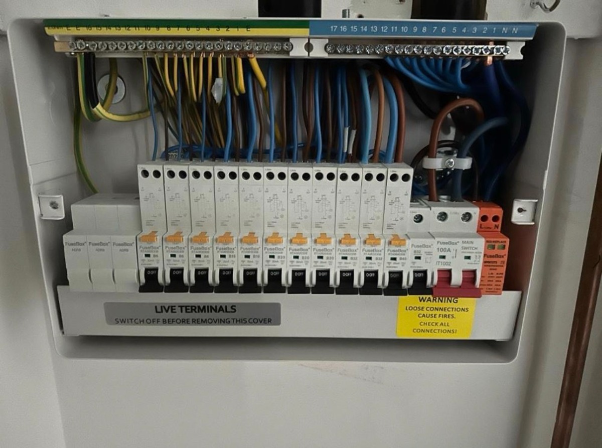 Electrician: Image 24