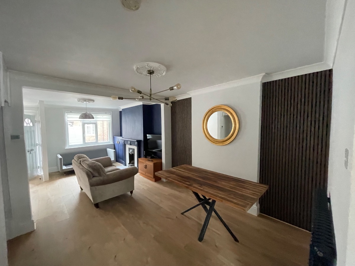 Painter and Decorator: Image 8