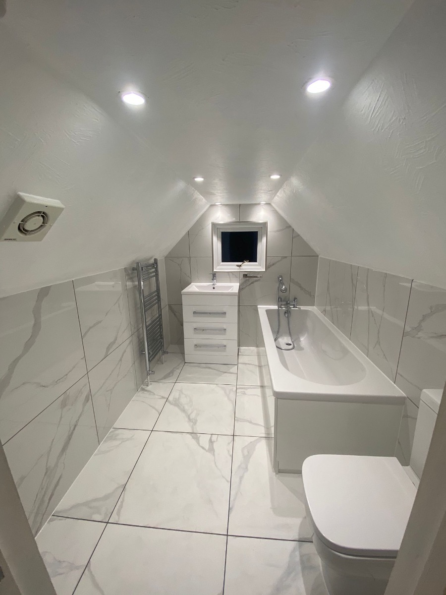 Bathroom Fitter: Image 33