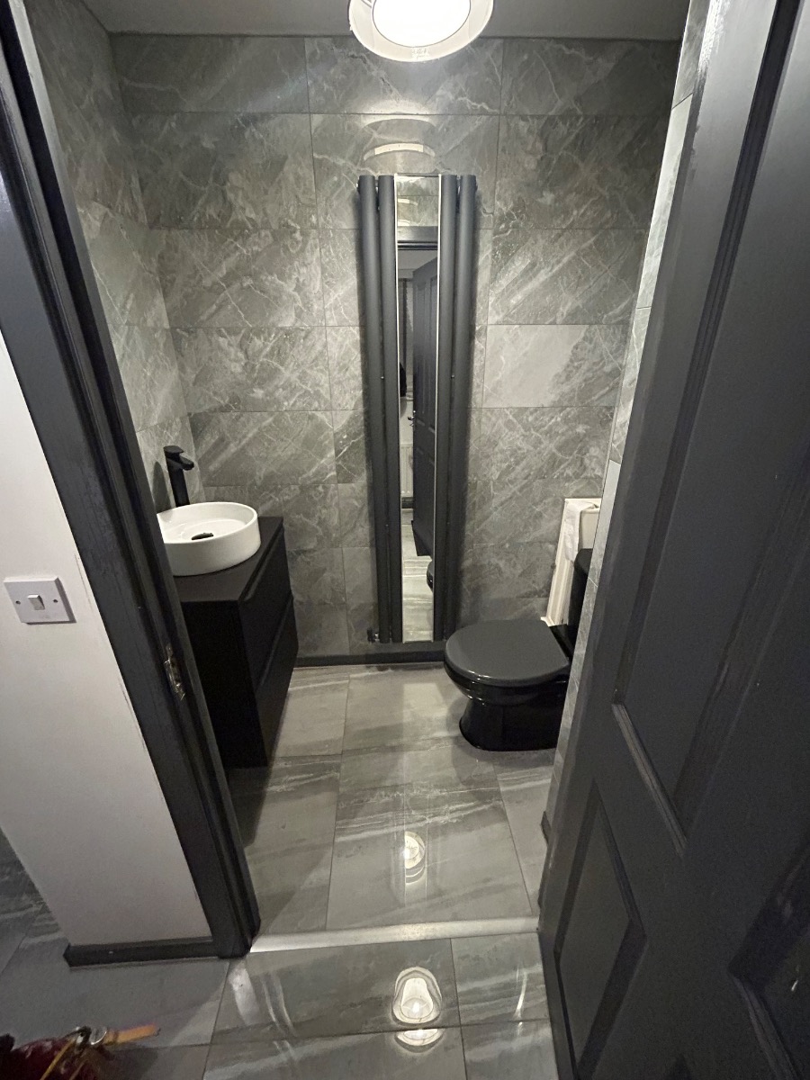 Bathroom Fitter: Image 1