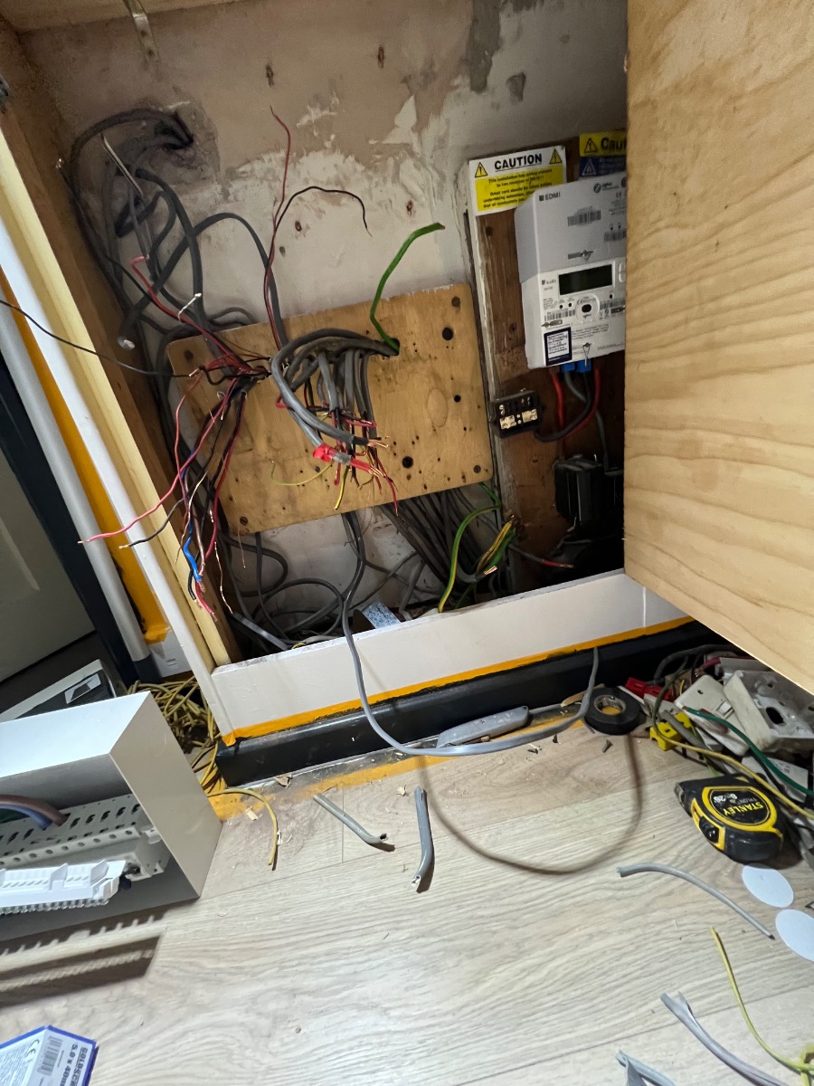 Electrician: Image 12