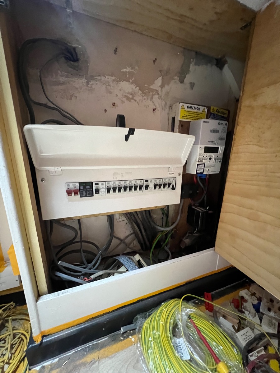 Electrician: Image 15